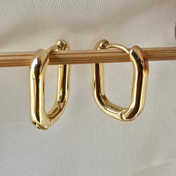 ANTI-TARNISH STYLISH RECTANGLE SHAPE HOOP EARRING-SMALL