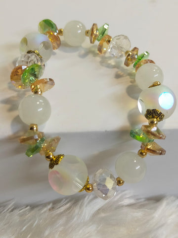 STYLISH WHITE ROUND CRYSTALBEADED BRACELET FOR WOMEN AND GIRLS