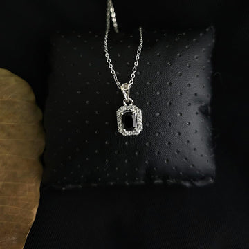 SILVER PLATED CUBIC BLACK CRYSTAL STUD PENDANT CHAIN