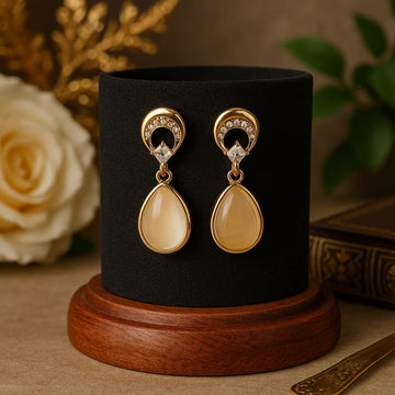 SHINNY MONALISA PEARL DROP EARRING
