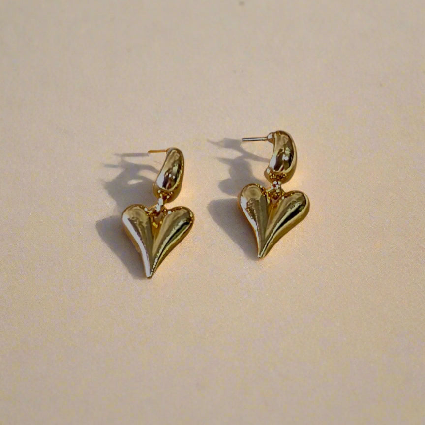 ANTI TARNISH HEART SHAPE  DROP EARRING