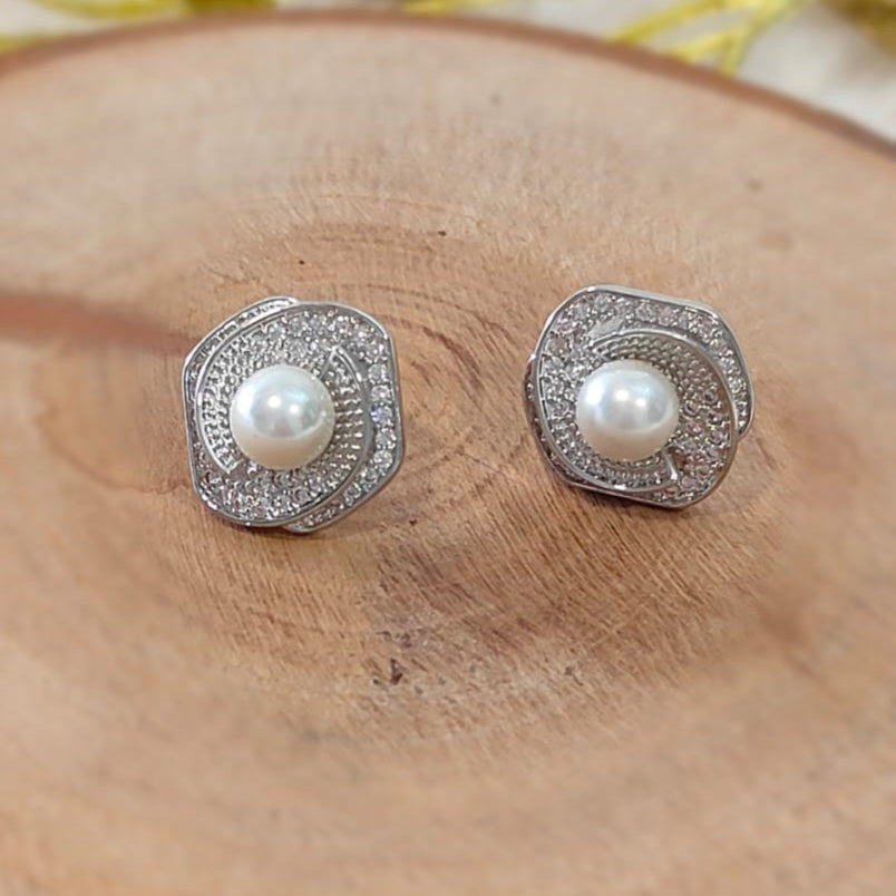 925 STERLING SILVER TONE PLATED FLOWER PEARL EARRING