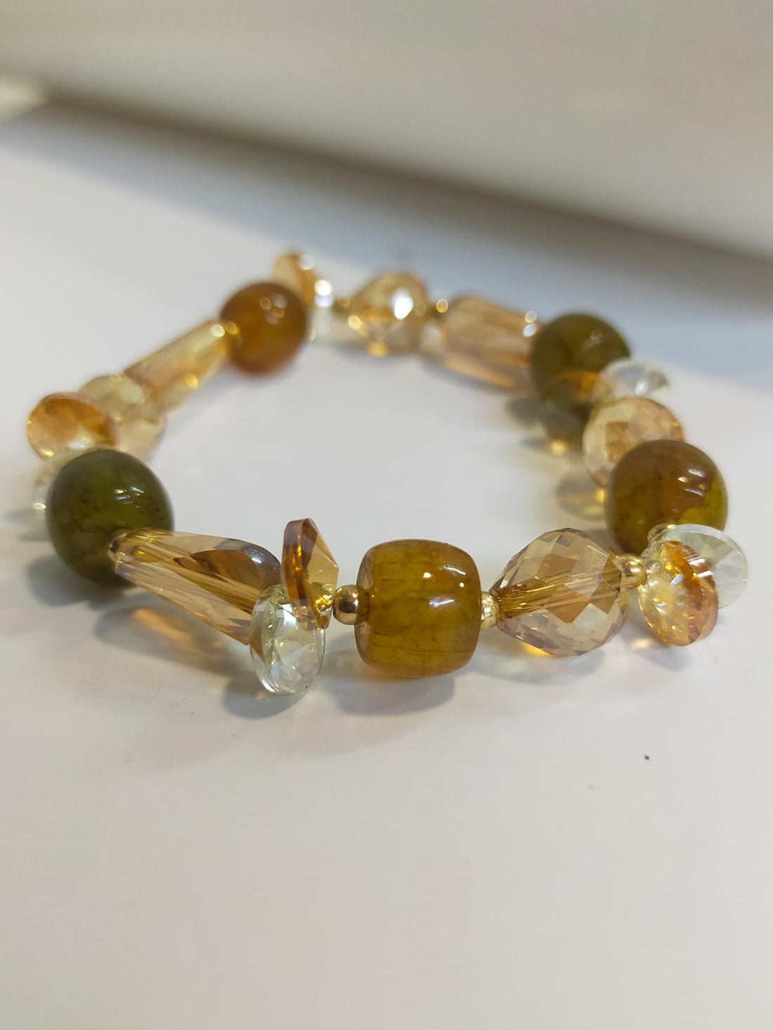 STYLISH BROWN CRYSTAL BEADED BRACELET FOR WOMEN AND GIRLS
