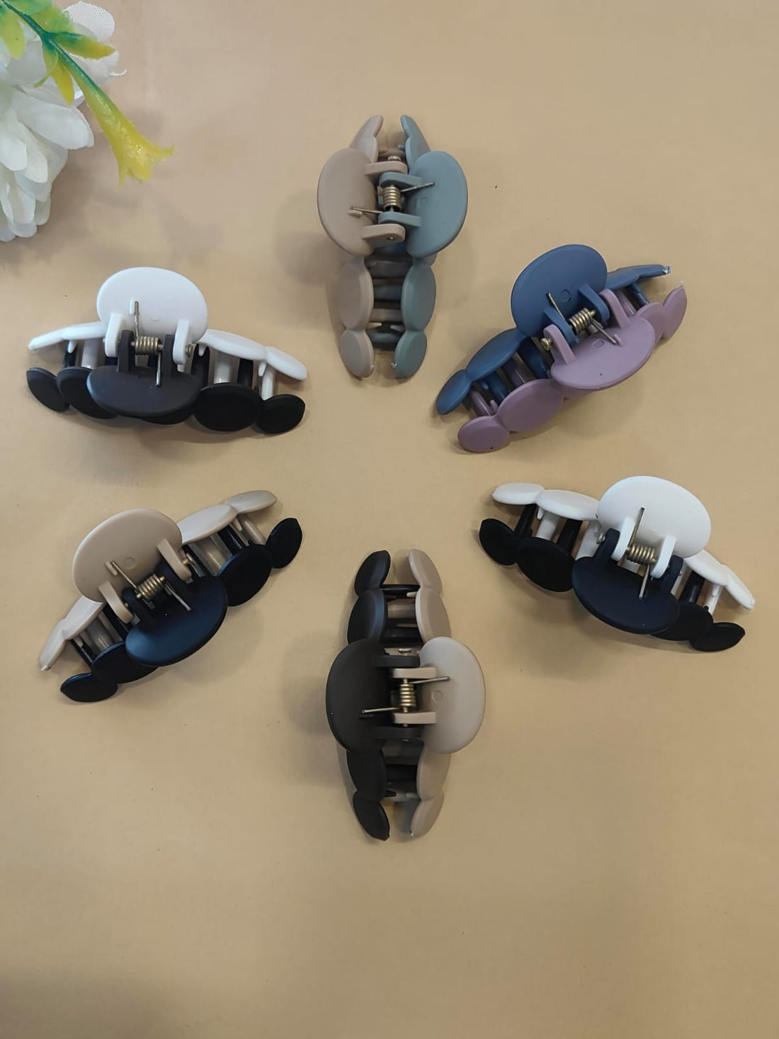 Dual Shade Matte finish Round claw clips for Women & Girls