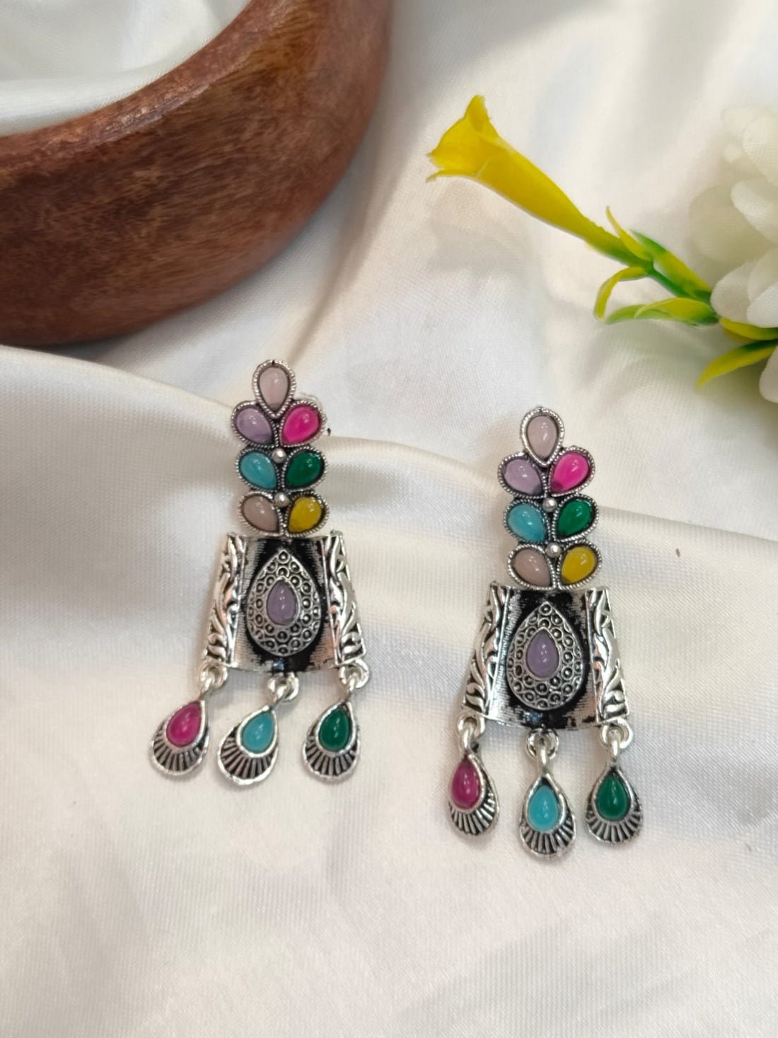 Navrang Heritage Stud Danglers Earring