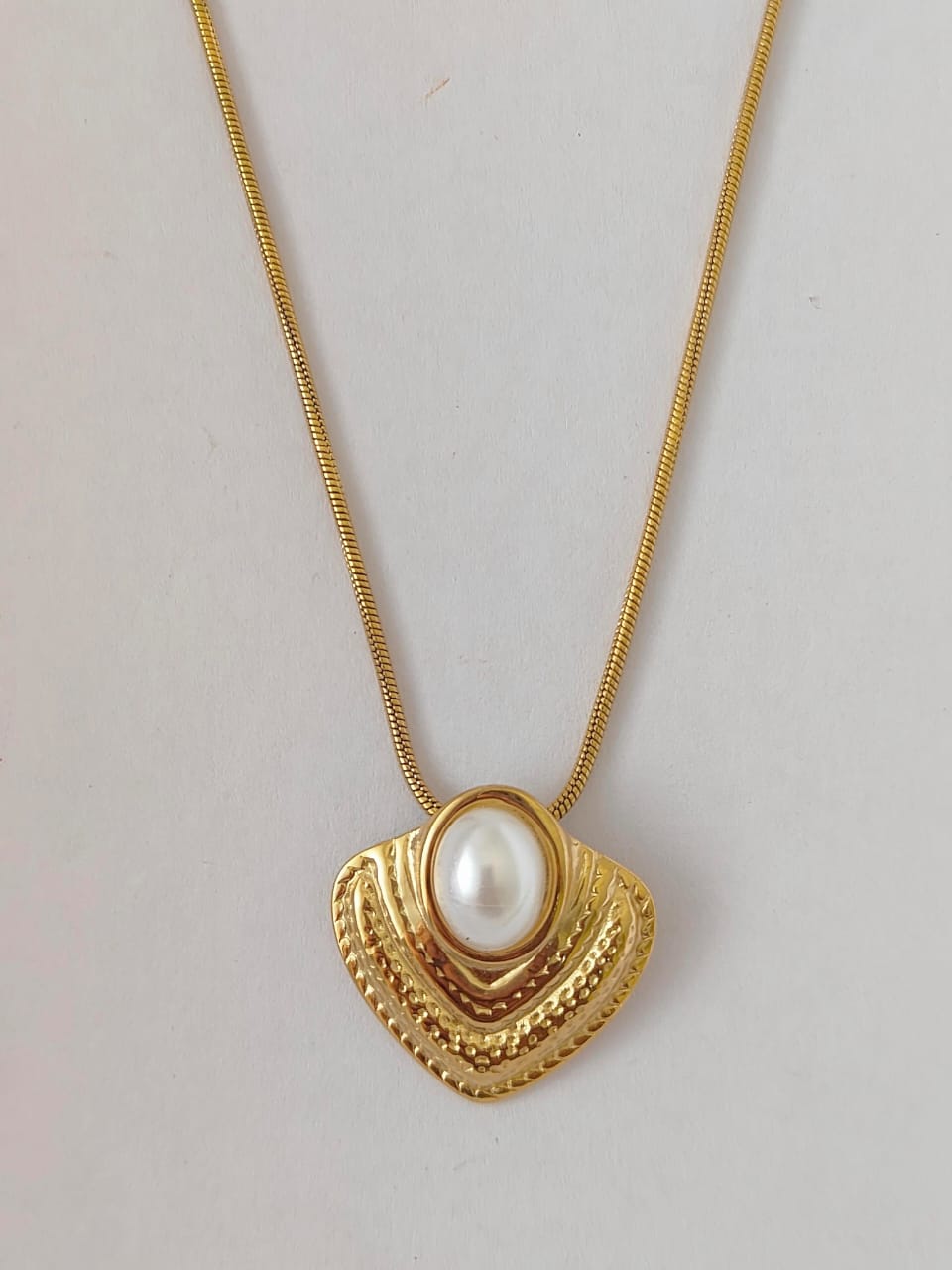 Anti-tarnish pearl triangle necklace